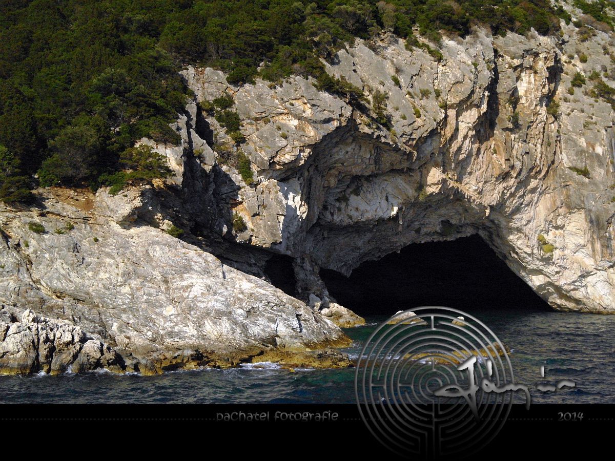 003 - jeskyně Papanikolaos